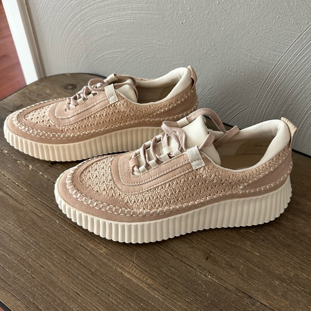 Dolce Vita Dolen Woven Sneaker